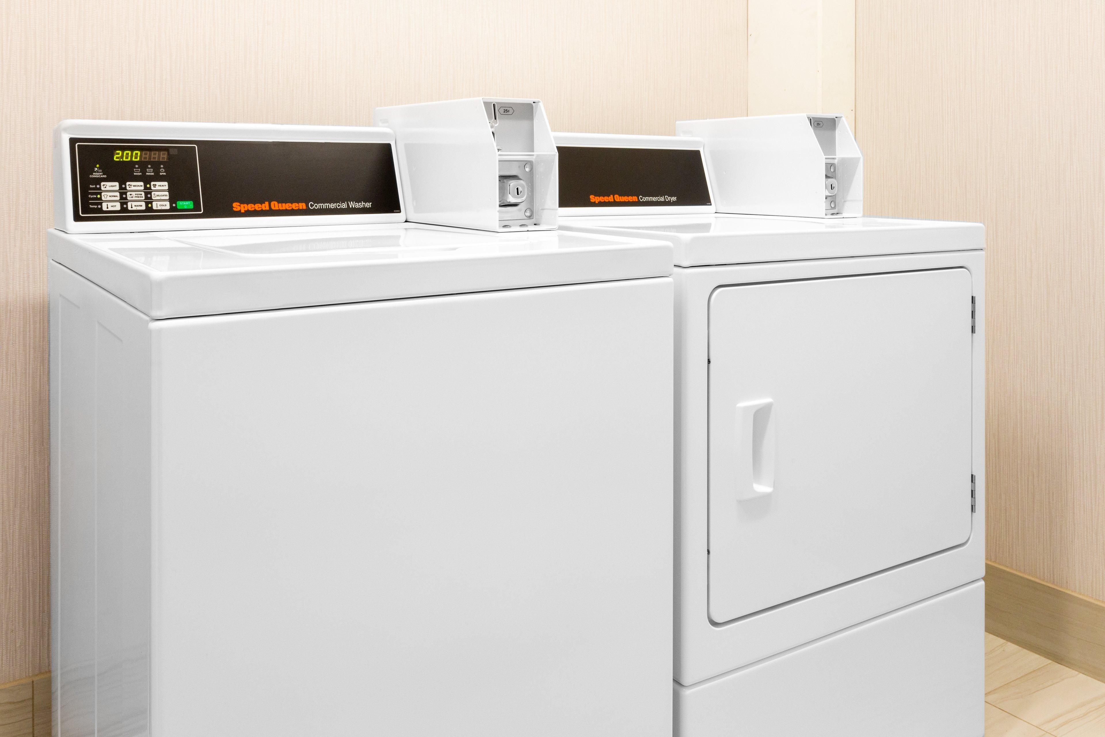 Express & - Eglin Area By Ihg Hotel