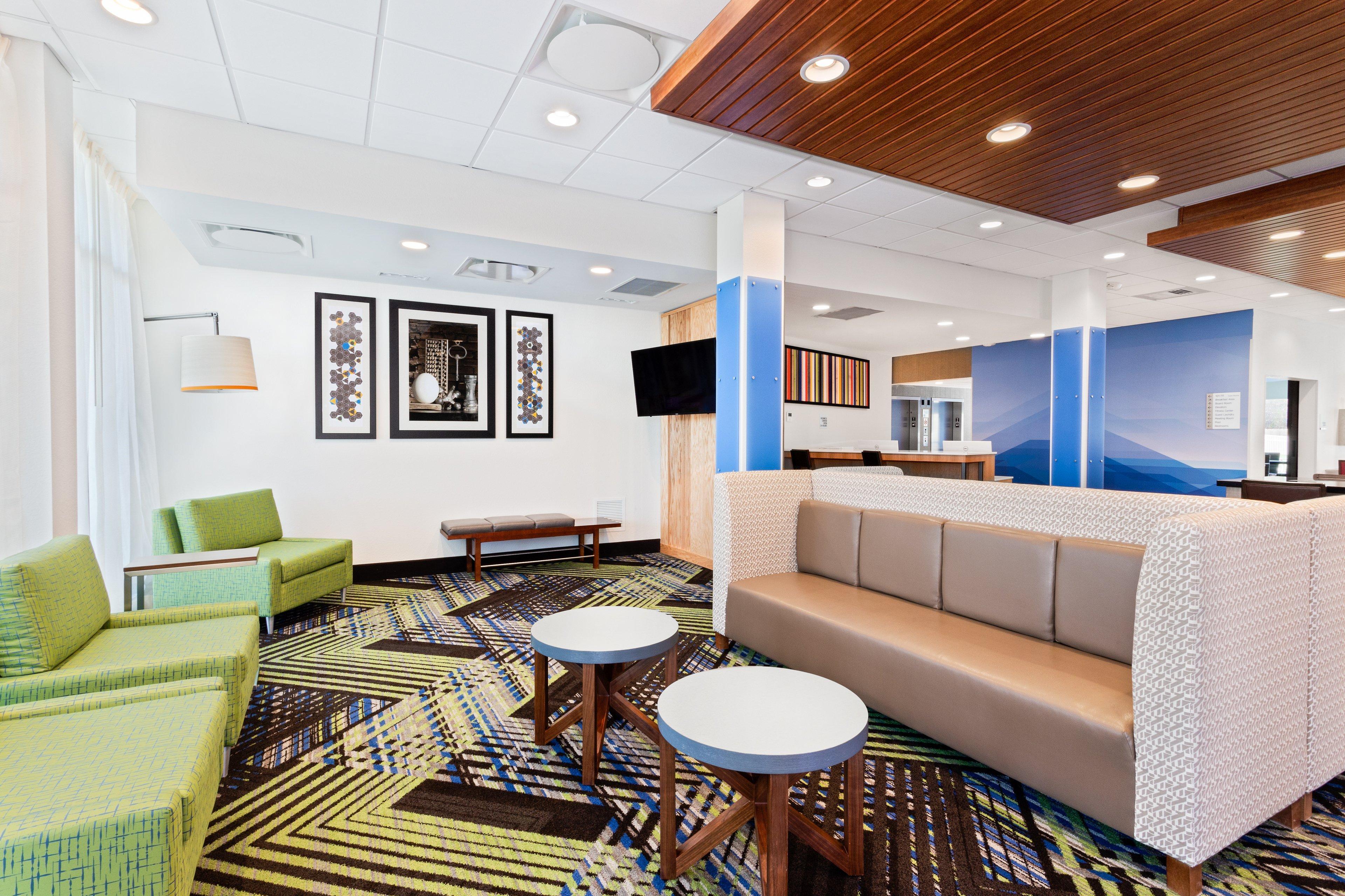 Hotel Express & - Eglin Area By Ihg 3*