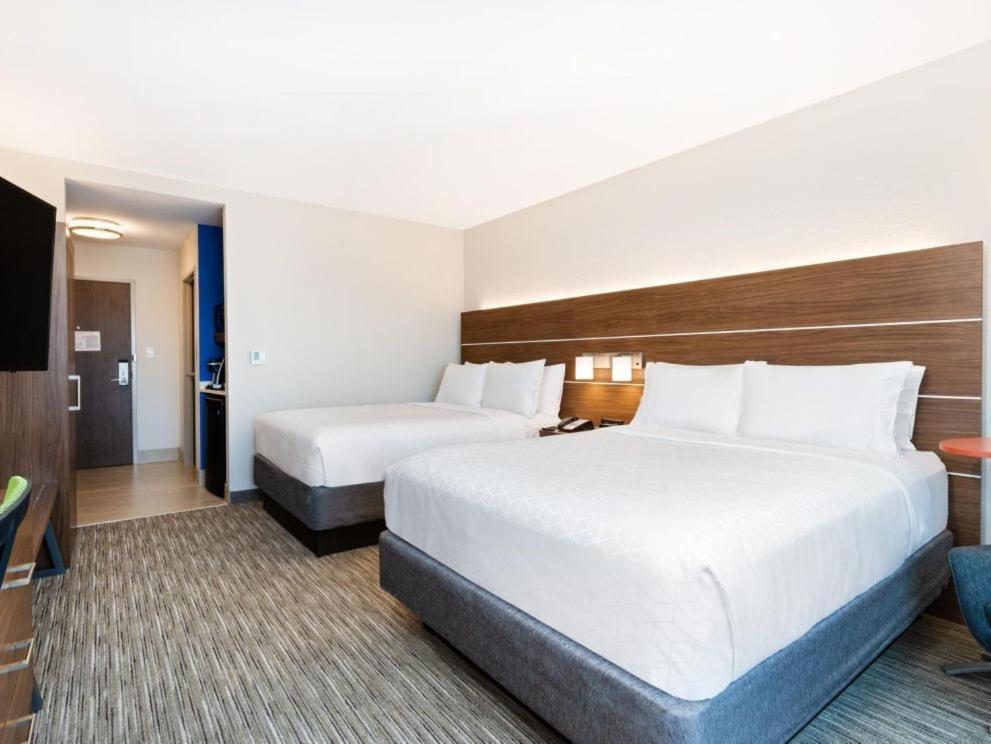 Hotel Express & - Eglin Area By Ihg 3*
