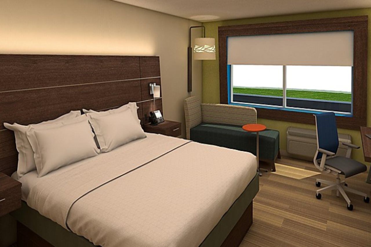 Express & - Eglin Area By Ihg 3*